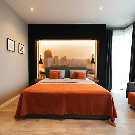 Juststay & Hotel