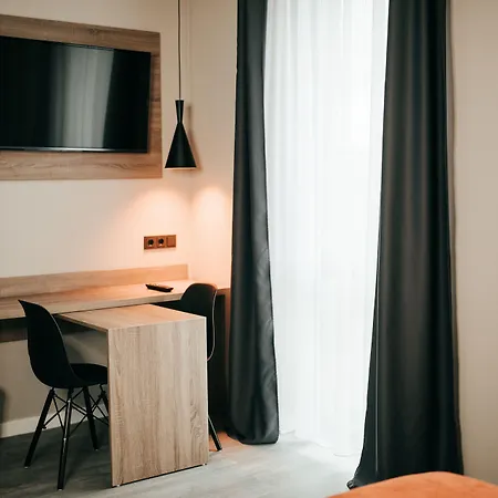 Hotel Juststay & 3*