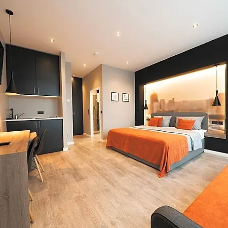 Juststay & Hotel 3*