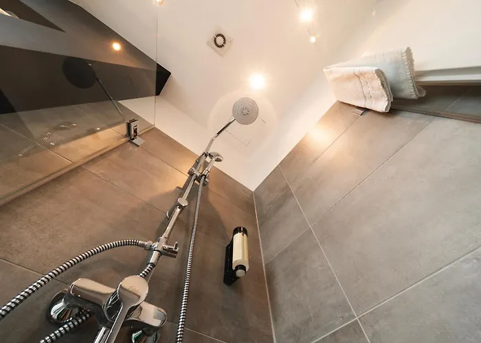 Juststay & Grevenbroich