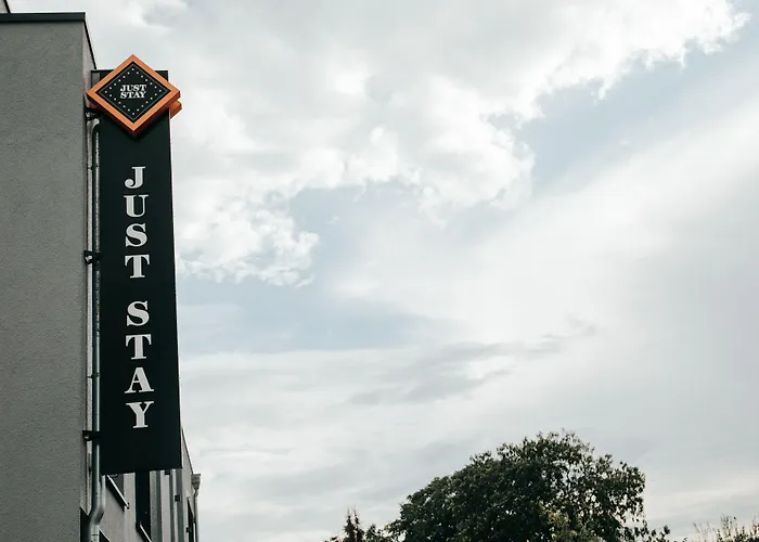 Juststay & Szálloda