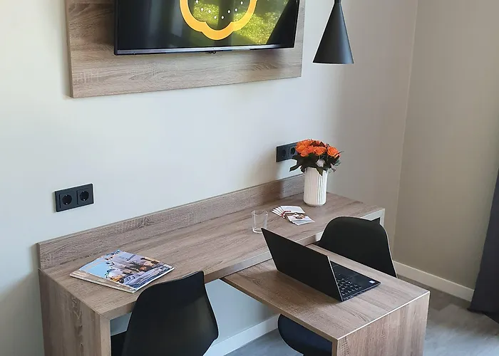 Juststay & Szálloda 3*